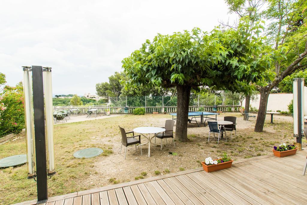 ホテルYmca Villeneuve Les Avignon エクステリア 写真