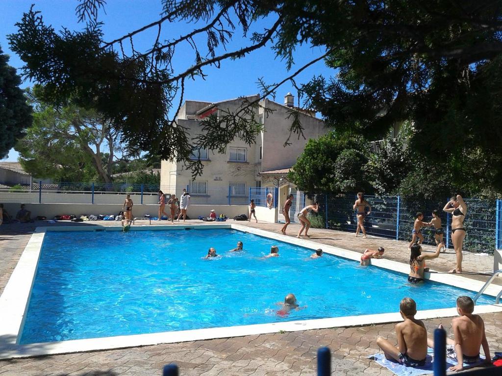 ホテルYmca Villeneuve Les Avignon エクステリア 写真